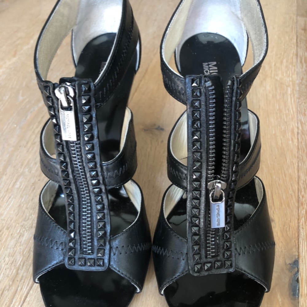 MICHAEL Michael Kors black sandal NEW - Picture 6 of 6